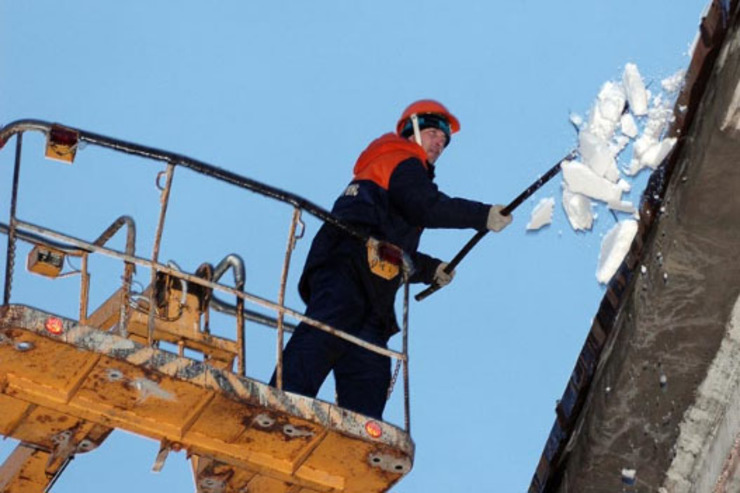 Казанские крыши планируют дочистить к концу недели