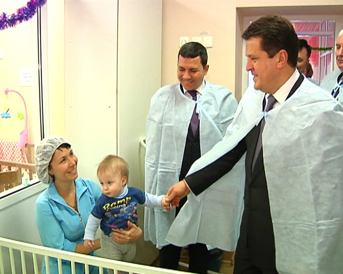 Ilsur Metshin visited the Children's in-patient department at the City Clinical Hospital №18
