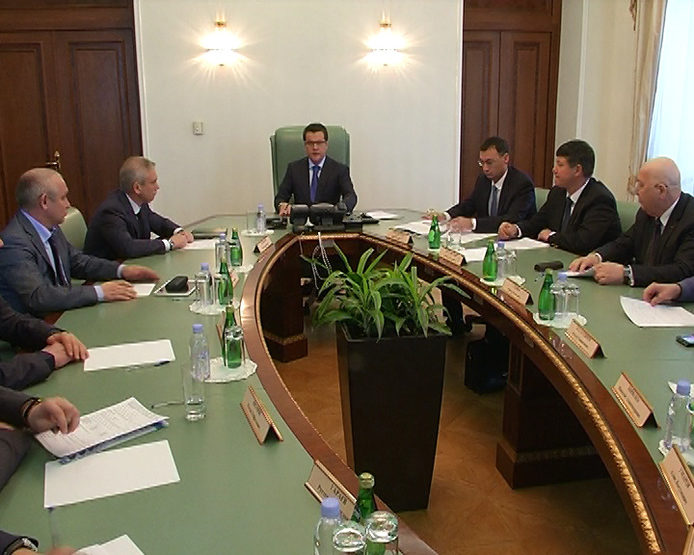 I. Metshin held a meeting with the carriers of Kazan