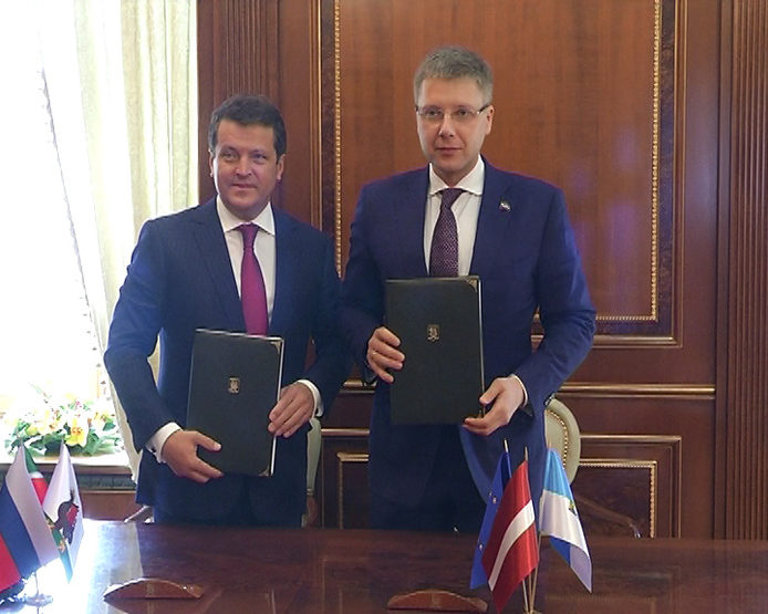 The signing a cooperation agreement between Kazan and Riga