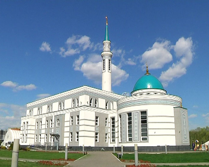 Ilsur Metshin visited the Mosque “Yardem” in the Decade of Good