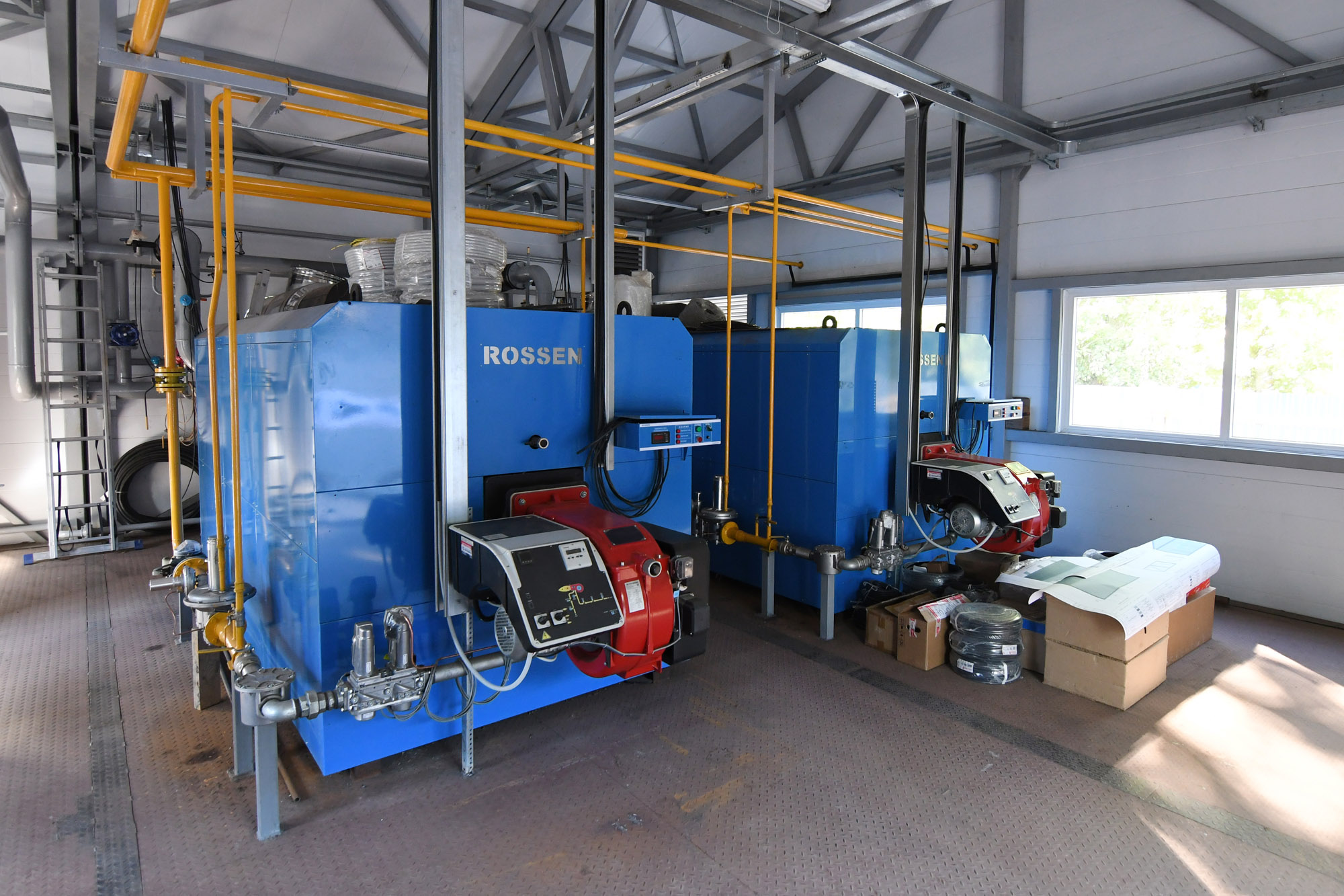 Котлы россен сайт. Котел rossen rs-d 500. Котел промышленный газовый 600 rossen. Котлы россен сайт. Котлы россен сайт.