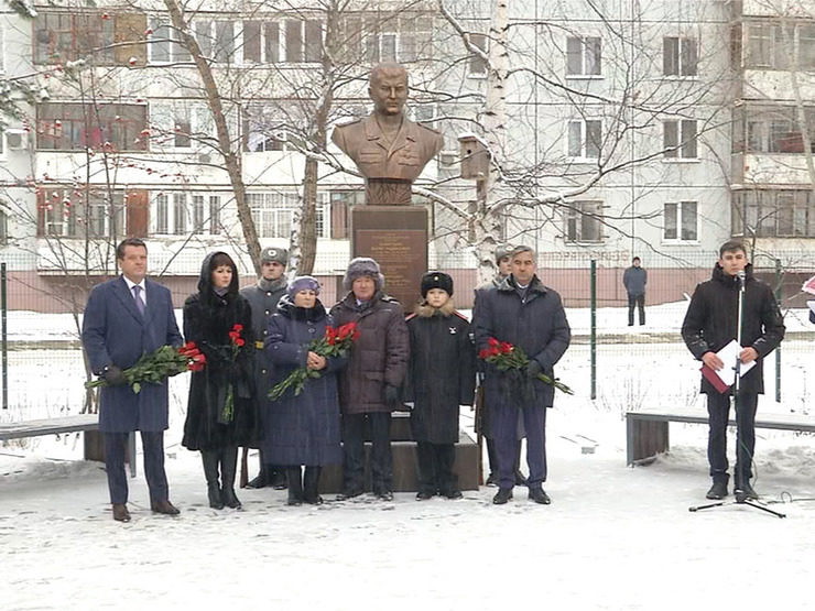 Открытие памятника Герою России Марату Ахметшину, 10.12.2018