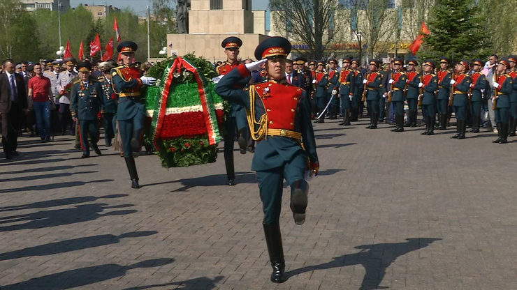 В парке Победы почтили память погибших воинов