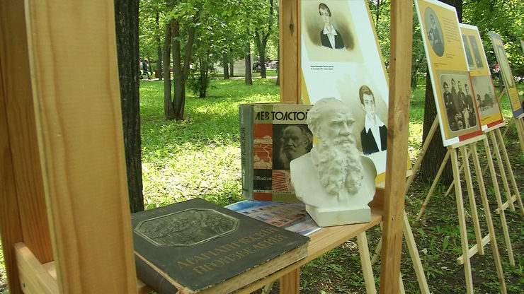 Ильсур Метшин посетил VI книжный фестиваль «Книга-фест 2019»