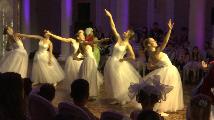 The Kazan City Hall hosted a charity New Year's masquerade, 26.12.2019