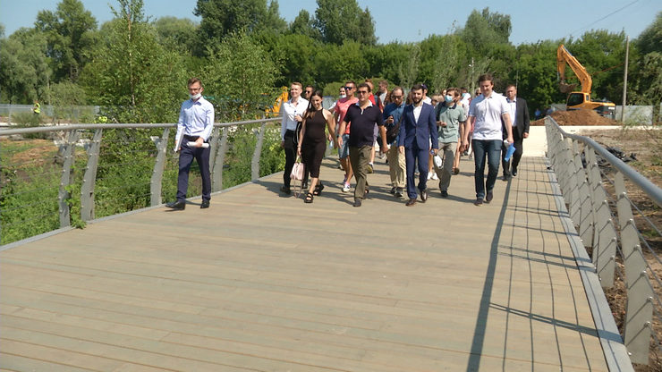 The Mayor of Kazan presented the second stage of the landscaped embankment of  Kaban Lake to bloggers and journalists