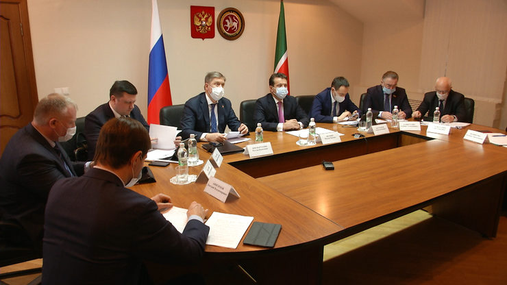 The Mayor of Kazan spoke at a meeting of the district advisory council for the development of local self-government