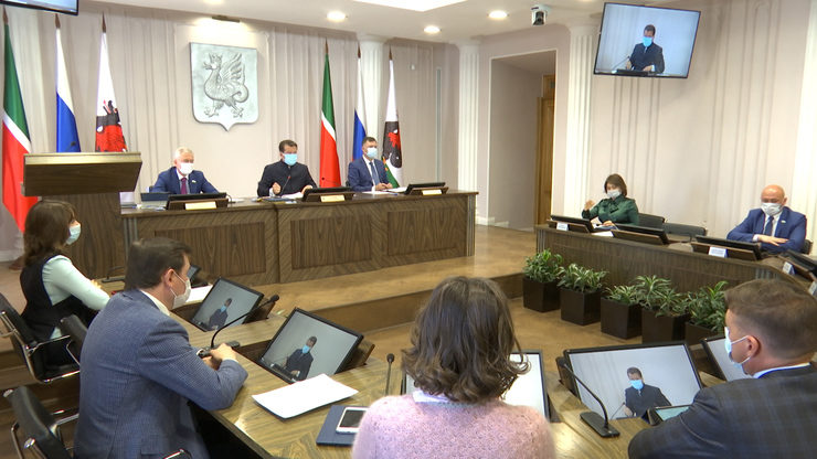 The VI session of the Kazan City Duma was held at the Executive Committee, 26.04.2021