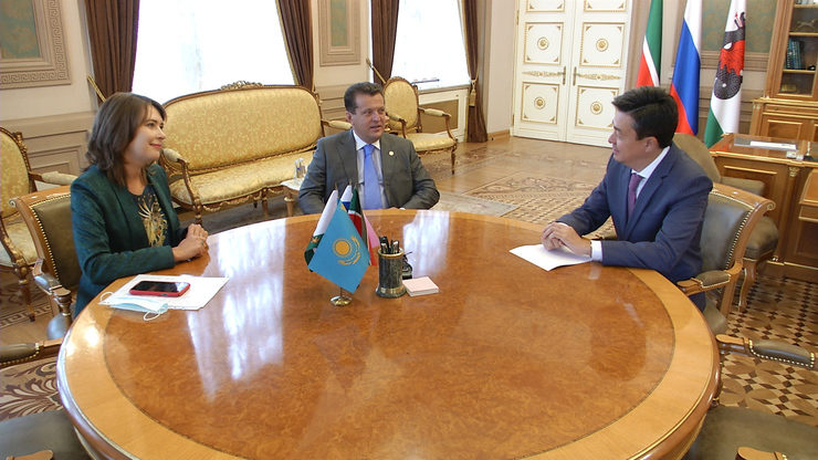 I.Metshin meets with the Consul General of Kazakhstan, 15.09.2021