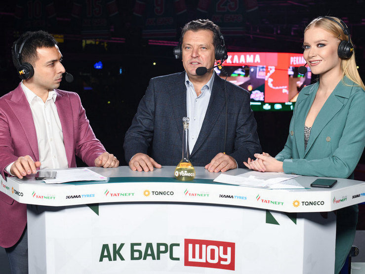Ильсур Метшин поздравил капитана «барсов» Даниса Зарипова с юбилейным матчем в чемпионатах России