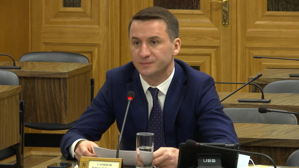 Видео рт. Асфира пушкарная рт инвест. Баржа город касимов. Скворцов рт инвест. Здунов и минниханов.