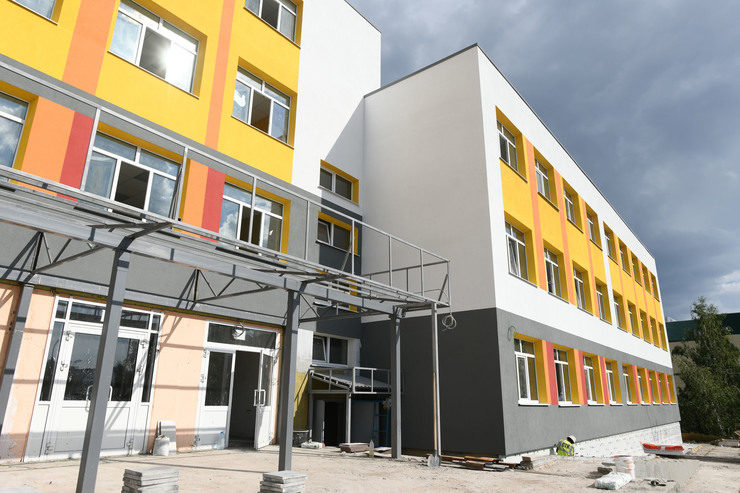 В Казани завершается ремонт гимназии №18, лицея №131 и школы №143