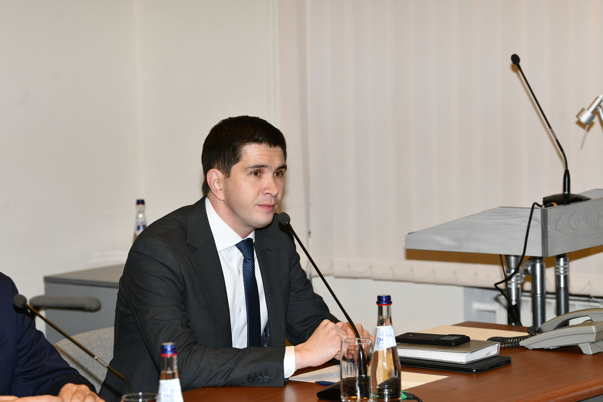 глава авиастроительного района казани. салихов ирек фаритович. лобов казань мэрия. администрация приволжского и вахитовского района казань сайт. фатхутдинов роман рамизович.