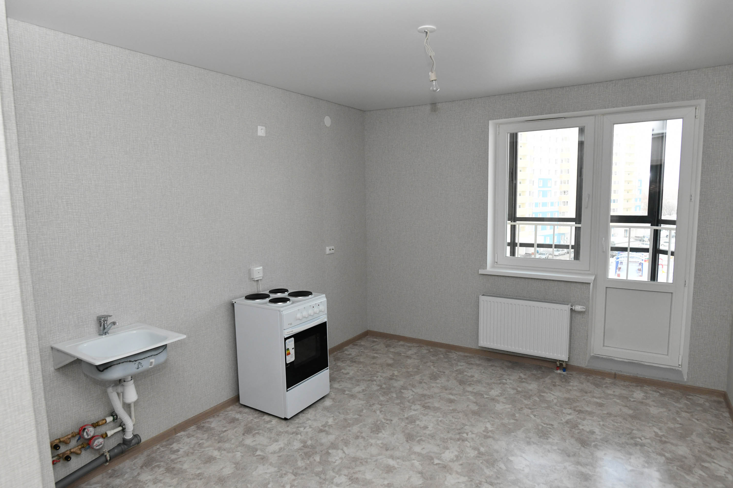 Тургенева 154. Обои с красноярском белые росы. Белые росы пермь фото. Белые росы 15 казань. Студия в белых росах.