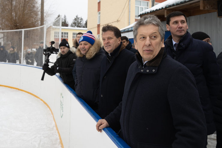 Наиль Маганов и Ильсур Метшин посетили хоккейный матч дворовых команд «Беркет» и «Энергетик»