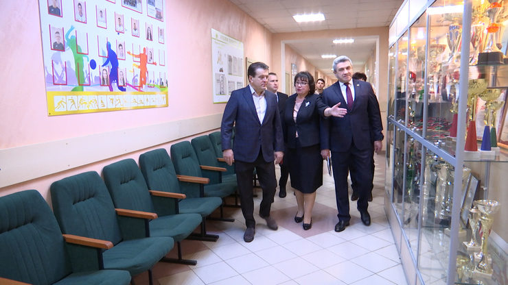 Ilsur Metshin meets with students and staff of the Kazan Pedagogical College, 09.03.2023