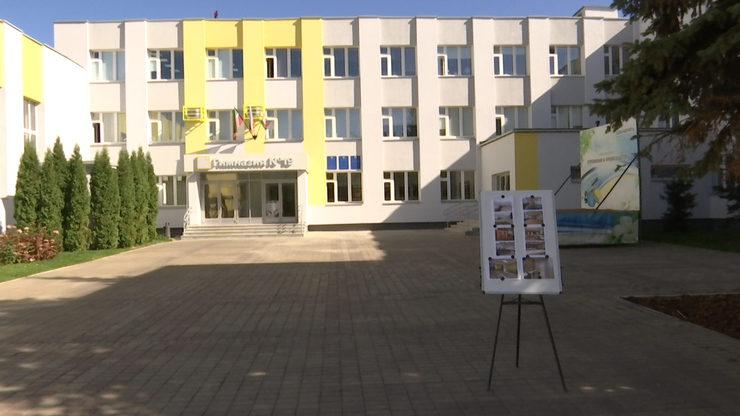 Ilsur Metshin visits school №19