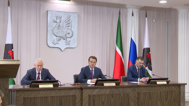 Kazan Mayor holds a meeting of the anti-terrorist commission