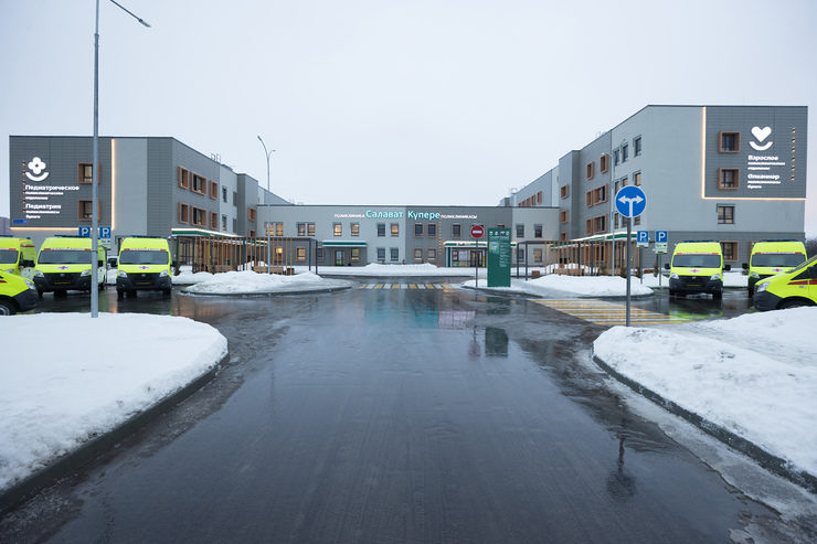 Ильсур Метшин открыл в Салават Купере самую большую в городе поликлинику