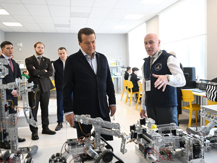 Ильсур Метшин посетил радиомеханический колледж в преддверии Дня российского студенчества