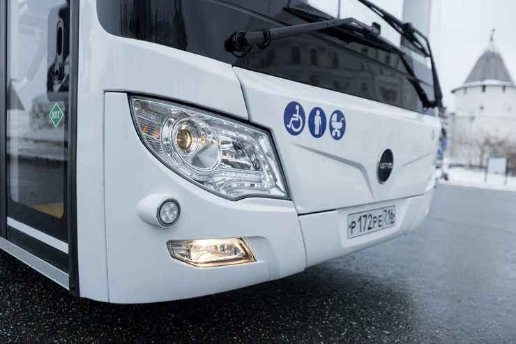 Мэру Казани презентовали автобус марки Лотос Неон